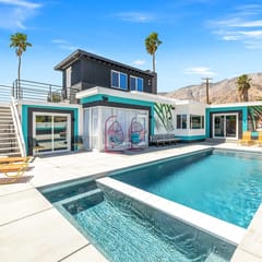 Luxury Palm Springs Estate Pool, Spa & Mini-Golf