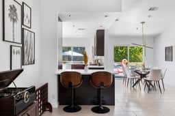Palm Springs Luxury: Pool, Hot Tub & Downtown Access - Image 4