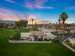 Monthly Golf Condo with Pool - Image 5