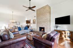 Monthly Golf Condo with Pool - Image 4