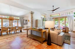 5BR Luxury Villa w Pool & Mountain Views - Image 4