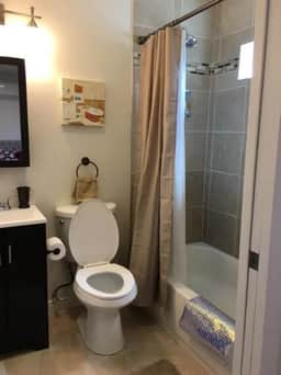 One Bedroom Central to Studios walk to NoHo West - Image 3