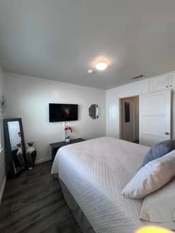 Sherman Oaks Apt With Free Parking, Near Universal Studios - Image 4