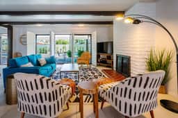 3BR Mid-Century Home Pool, Hot Tub & Gym - Image 3
