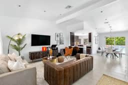 Palm Springs Luxury: Pool, Hot Tub & Downtown Access - Image 2