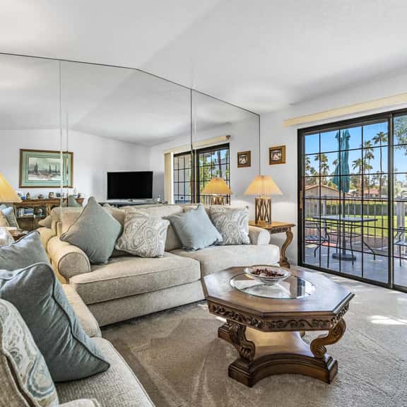 Resort-Style Condo with Pool and Views - Image 1