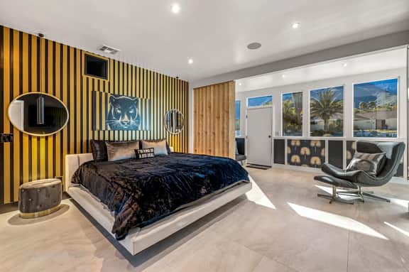 Luxury Palm Springs Estate Pool, Spa & Mini-Golf - Image 5