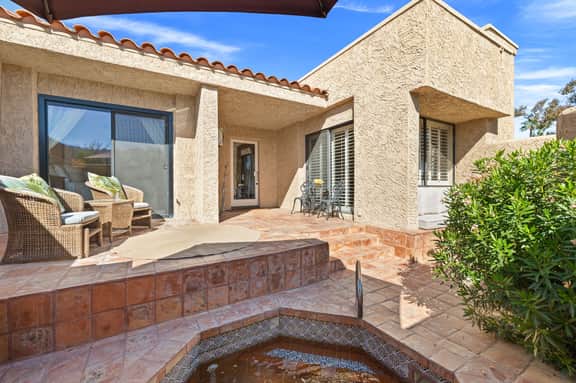 Premier Ironwood Condo: Pet Friendly, Mountain Views - Image 2