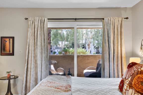 Relaxing Palm Springs Condo with Pool Access - Image 2