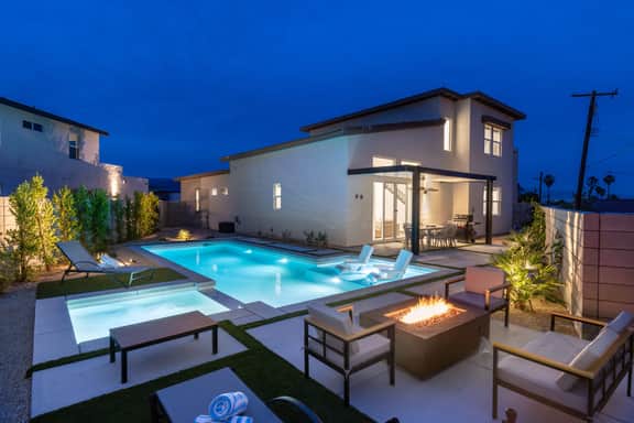 Luxury Desert 4BR Pool & Spa Retreat - Image 2