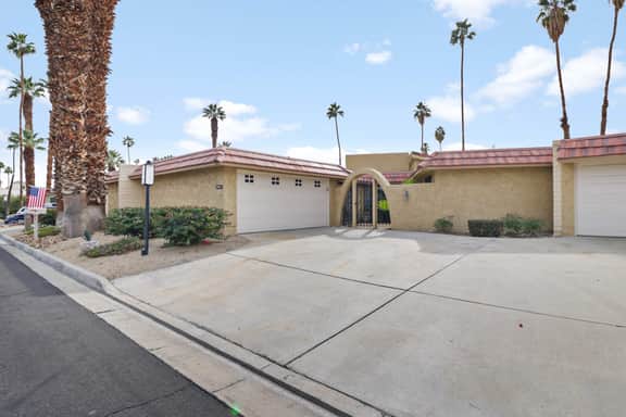 Poolside Condo Retreat Near Palm Springs - Image 5