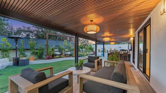 5BR Wellness Villa Sauna, Hot Tub, Gym - Image 4