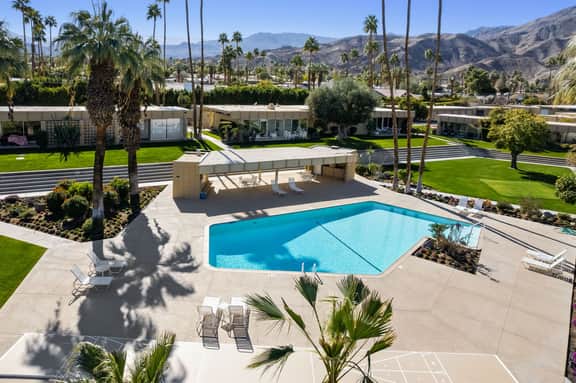 Mid-Mod Krisel Getaway Walkable on El Paseo - Image 4