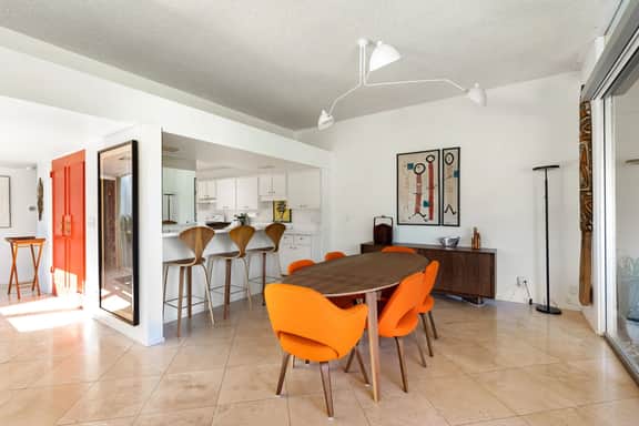 Mid-Mod Krisel Getaway Walkable on El Paseo - Image 4