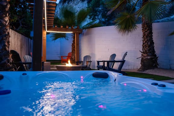 8BR Group Compound, Hot Tub & Games - Image 1