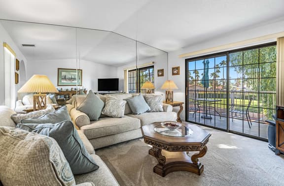 Resort-Style Condo with Pool and Views - Image 1