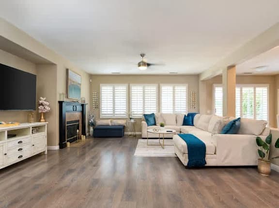 Pools Golf and Tennis home - Image 1