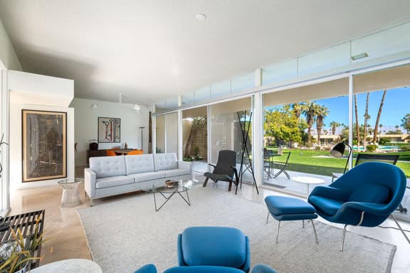 Mid-Mod Krisel Getaway Walkable on El Paseo - Image 1